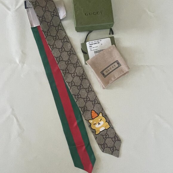 Brand New Unused with gift boxTotal length: GUCCI Cute Neck Bow Scarf GG Pattern - Picture 1 of 6
